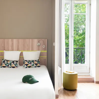 Appart’City Confort Nantes Centre Hotels near COUNTER OF CARE