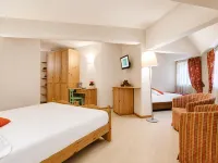 iH Hotels Courmayeur Mont Blanc Hotels near Pra Neyron