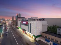 Atour Hotel Yancheng Dongtai Wanghai West Road - 4-Star