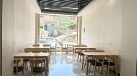 Yazhuo Hotel - غرفة مطلة على الجبل