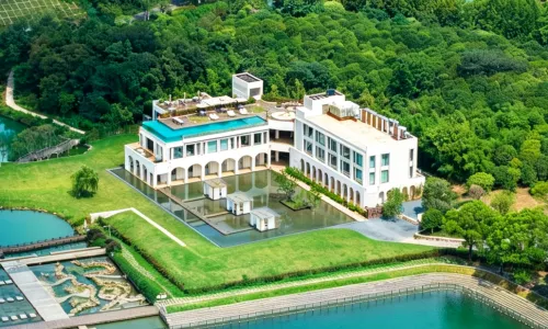 Nanjing Danxi · Zhenzhuquan Hot Springs Lakeside Mountain Lodge