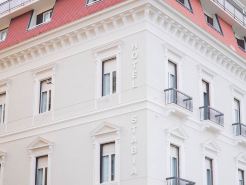 โรงแรมสเตเบีย