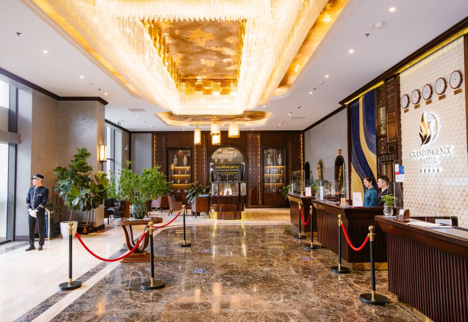 Grand Phoenix Hotel 사진