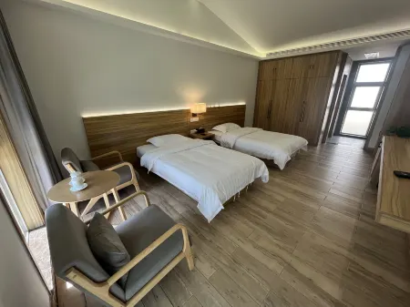 Surabaya Longwan Academy