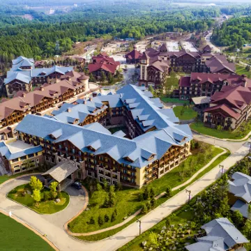 Changbai Mountain Lvfa Accor Swissotel Resort Hotels near Changbai Mountain Club Med Mediterranean Hot Springs
