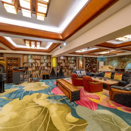 Aiheli Hotel