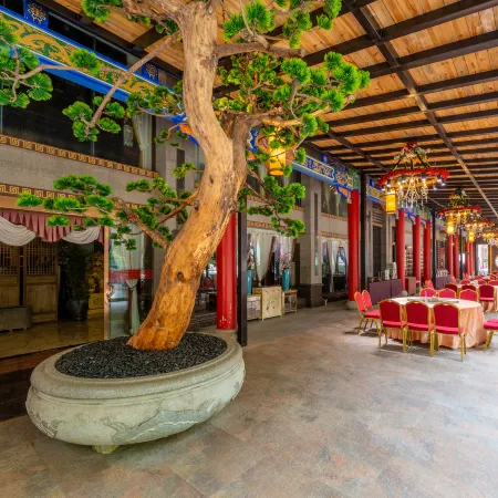 Aiheli Hotel