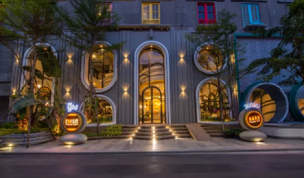 The Twizt - Lifestyle Hostel & Hotel