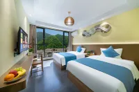 Chayuanya Juzhusu (Shennongjia Muyuzhen Menlou Street Branch)