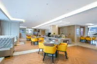 Vienna International Hotel (Shannan Jiacha County Center) Hotels in Gyaca
