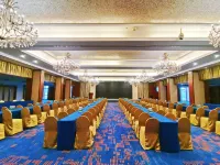 Nanchang Kaimei Grand Hotel (Aixi Huxi Metro Station)