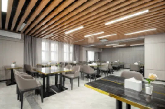 โรงแรมวันรุ่ย