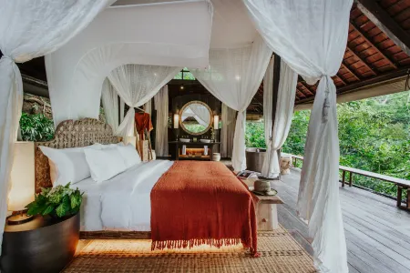 Buahan, a Banyan Tree Escape Отели рядом с достопримечательностью «Роуз гарден»