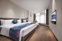 City Insight Hotel Hotels near Helong Lake