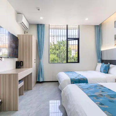 Xinyongshun Hotel (Shenzhen Baoan Wanda Plaza) Hotels near Qianhai