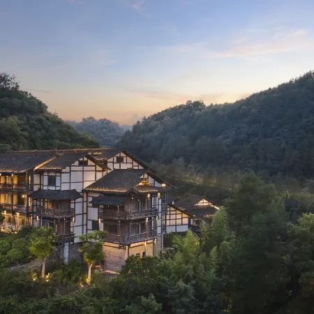 Wujiang Zhailongwan Hotel