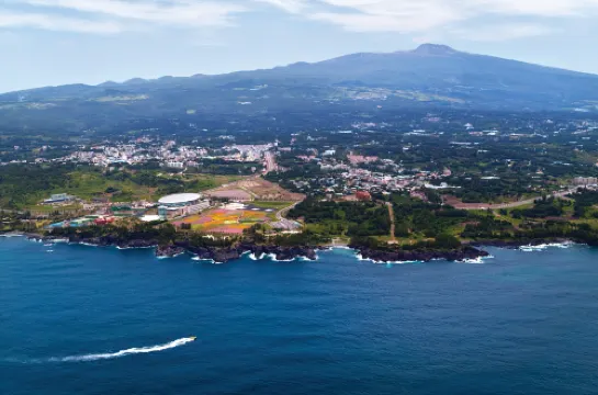 โรงแรม เดอะ แกรง จุงมุน โรงแรมในซอกวีโพ