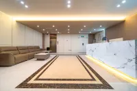 Ruiyuan Hotel (Xiya Hemei Xinyang Railway Station Branch) - Romantic