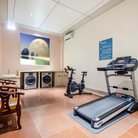 Rezen Select Hotel (Yizhou Hechi College)