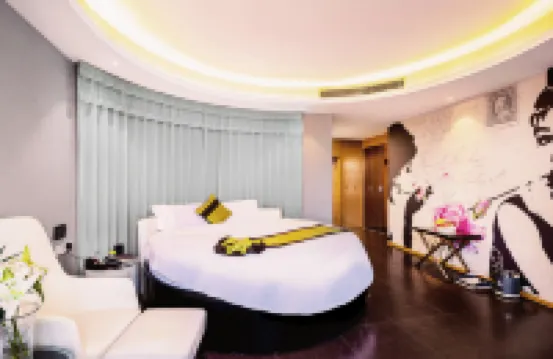 S International Hotel