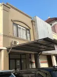 De Novaren Guest House Hotel dekat Pemancingan bapak inang