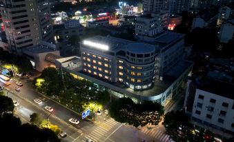 Yuyingfang Atour Light Hotel of Deqing  Center
