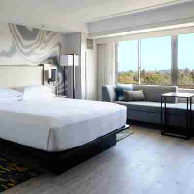 Long Beach Marriott Rooms