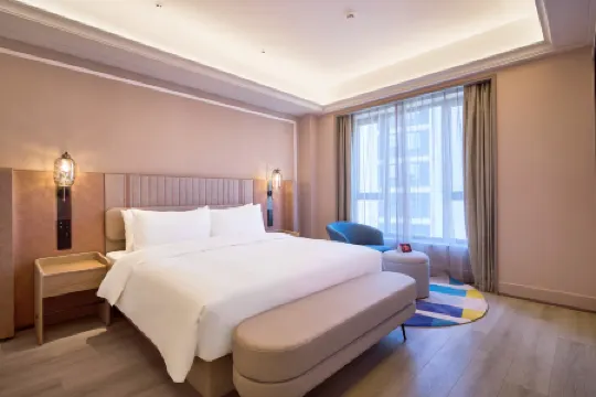 Mercure Yiwu International Trade City Отели рядом с Аэропорт Иу