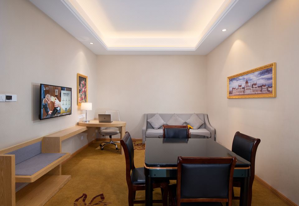 2. 비엔나 인터내셔..