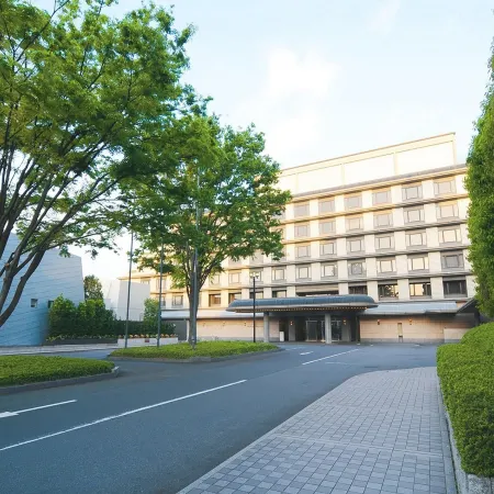 Kyoto Brighton Hotel Отели рядом с достопримечательностью «Конгресс-центр KBS»