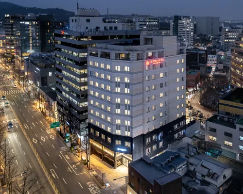 The Prima Jongno Hotels near Gallery All