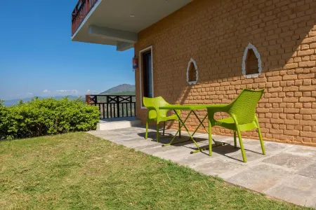 BluSalzz Homes - the Himalayan Bungalow, Almora - Uttarakhand Отели в г. Алмора