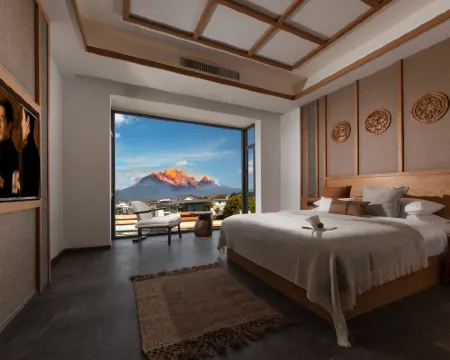 สาขา น่าจู้ สกาย คอร์ทยาร์ด โฮมสเตย์วิวภูเขาหิมะ ดีไซเนอร์ (ริเจ้า จินซาน ลี่เจียง) โรงแรมในลี่เจียง