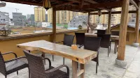 Anlong Jiuzhan Inn