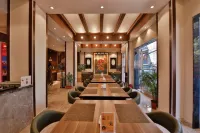 Lakhey Hotel - breakfast