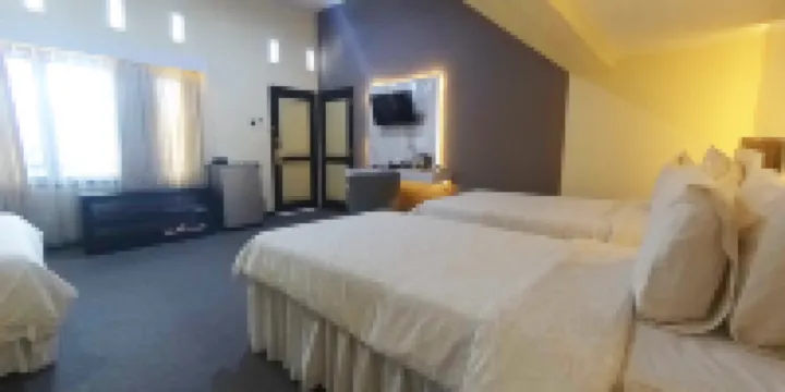 Surya Yudha Hotel - Family Room