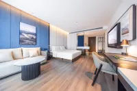 Yibin Lingang University City Convention and Exhibition Center Atour Hotel - Mountain view