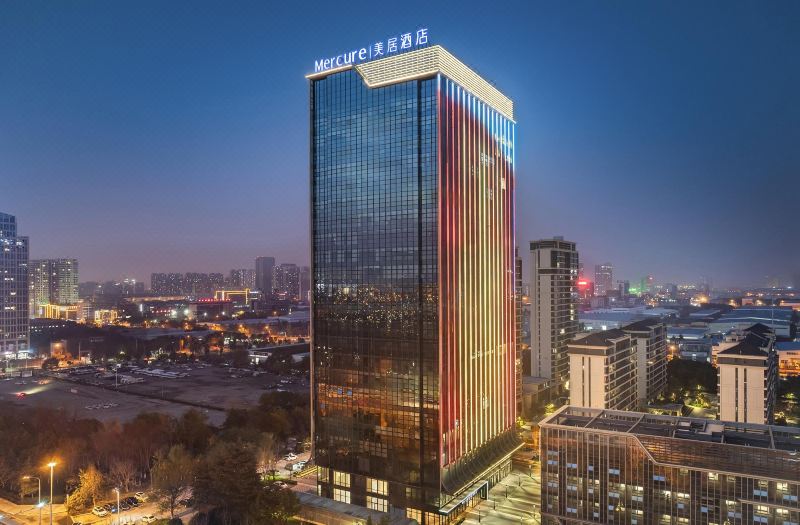 Mercure Hefei South Station Luogang Central Park Hotel