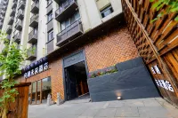 Liangqi Future Hotel (Huainan Business and Trade Plaza)