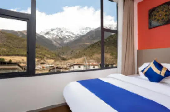 Kangding Guanding Impression·Snow Mountain Xueding Manju Beautiful Homestay