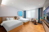 City Express Hotel (Mangshi Xingchang Commercial Plaza) - parking