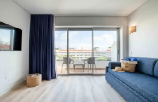 Aqualuz Lagos by the Editory