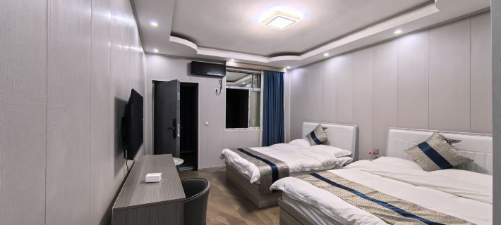 Bianba Township Danzeng Happiness Hotel Ξενοδοχεία στην πόλη Λουοζά