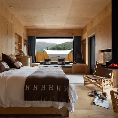 小杭坑生態キャンプ場Camping life 賦石水庫周辺のホテル