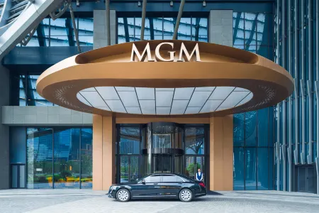 MGM Shanghai West Bund Отели рядом с достопримечательностью «Shanghai Normal University (Haicheng Road)»