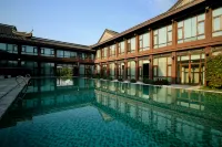 Yangzhou Seclusive Life Hot Spring Resort - Romantic