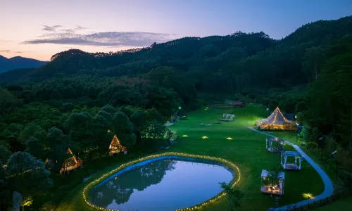 Huizhou Youju Guye Shanye Private Tang Homestay