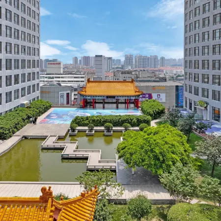 JingHang Holiday Hotel