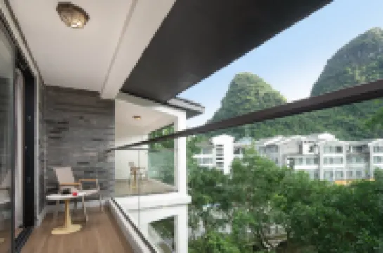 Lijiang Scenery Resort (Yangshuo West Street, Li River Scenic Area)