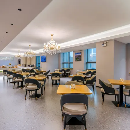 Lavande Hotel (Tianjin Youyi Road, Wudadao) Отели рядом с достопримечательностью «Стадион «Миньюань»»